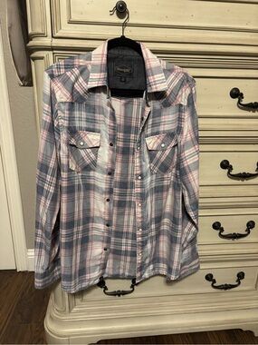 Women's Plaid Button-Down Shirt — Pink & Gray